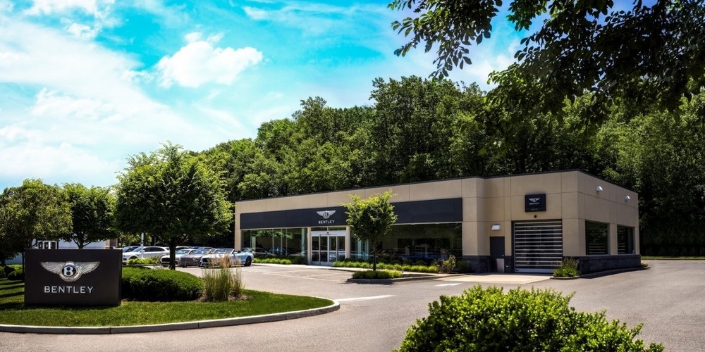 Bentley Edison dealership on US Route 1 in Edison, NJ