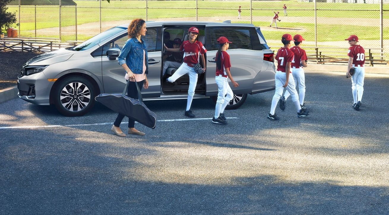 2027 Honda Odyssey photo 12 of 12
