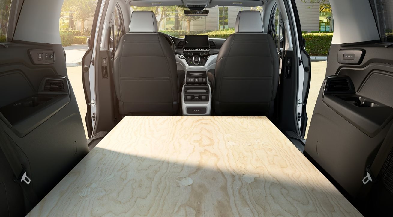 2027 Honda Odyssey photo 9 of 12