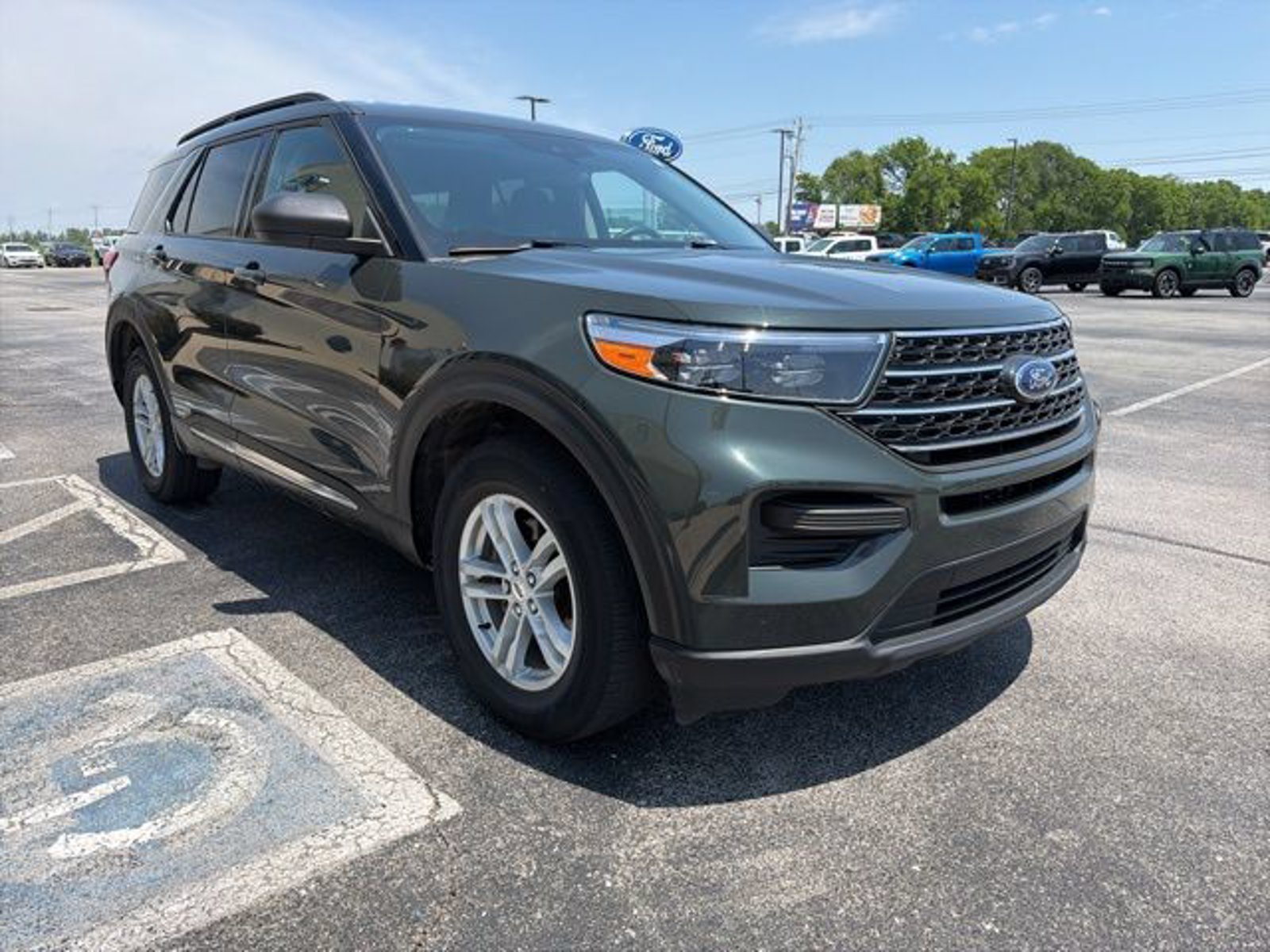 A used 2024 Ford Explorer XLT on the lot at Pennyrile Ford in Hopkinsville, KY
