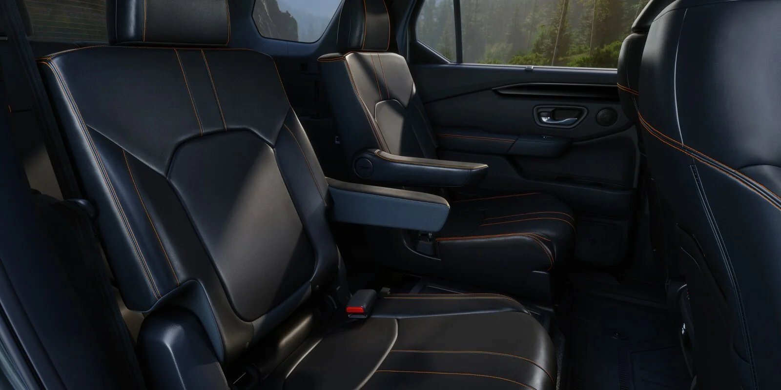 Second-row captain's chairs in a 2026 Honda Pilot
