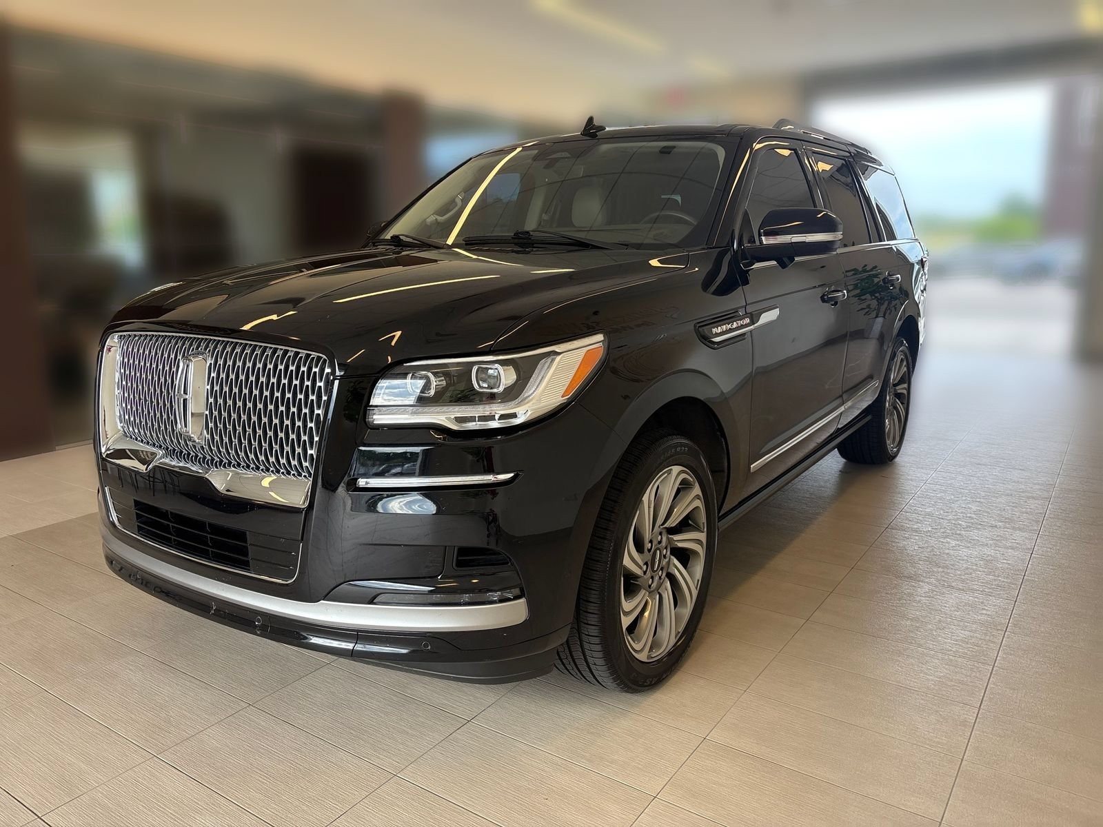 Used 2023 Lincoln Navigator Reserve, after the 2022 update