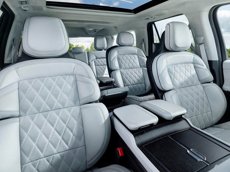 Lincoln Navigator