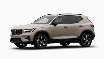 2026 Volvo XC40 Core Trim