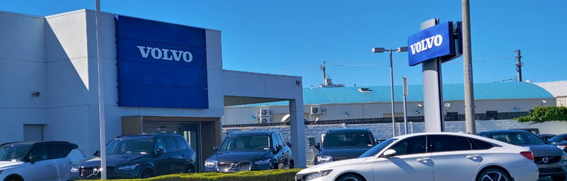 Exterior view of Volvo Cars Monterey dealership