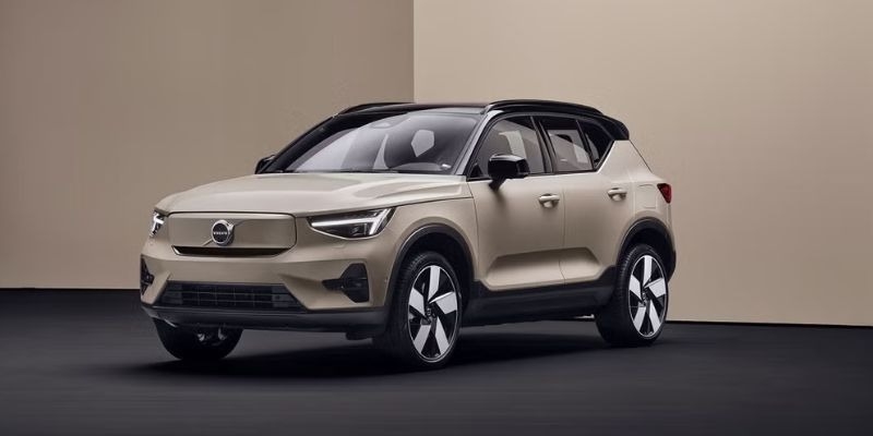  2026 Volvo EX40 performance