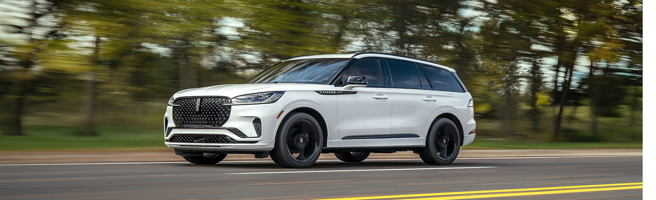 2027 Lincoln Navigator