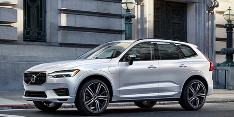 2025 Volvo XC60 technology