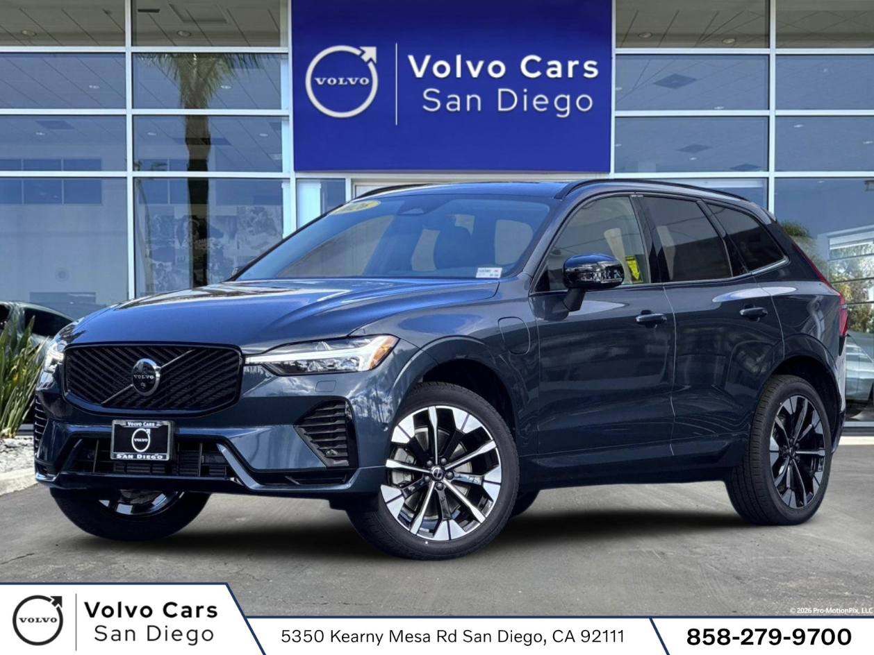 2026 Volvo XC60 T8 Plug-In Hybrid
